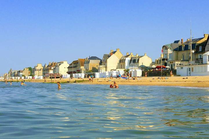 Location de vacances pour 2 personnes, avec jardin, animaux acceptés à Saint-Aubin-sur-Mer (Calvados)