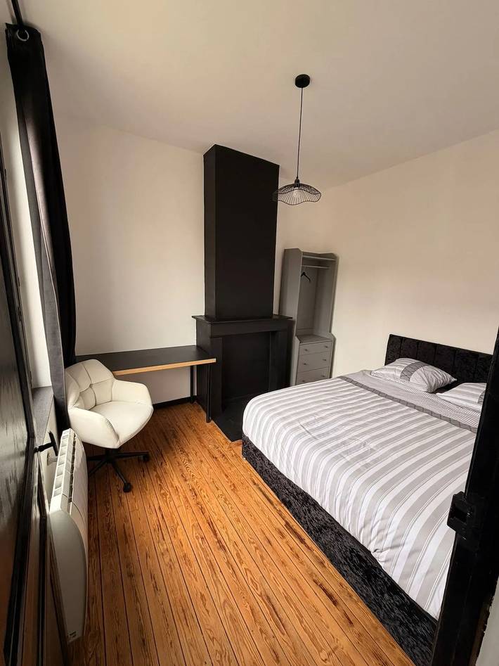 Entire apartment, Apartment in Valenciennes 70 m², fireplace in Valenciennes, Valenciennes region
