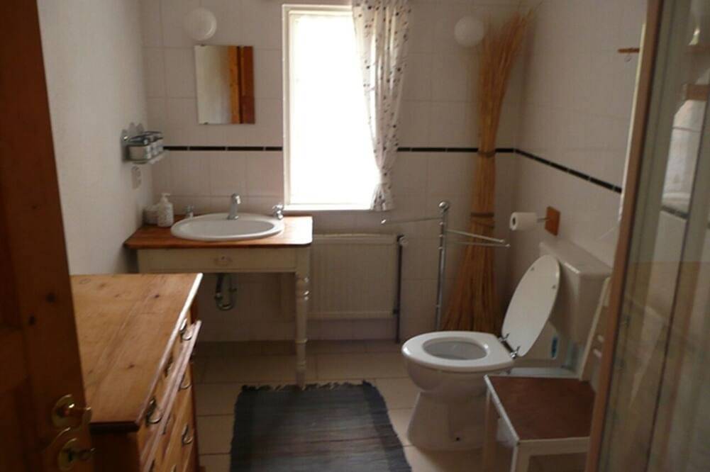 Ganze Wohnung, Seerose 2 Zi Whg im Eg mit Terasse u Kaminofen für max. 4 Pers. in Schaprode, Rügen