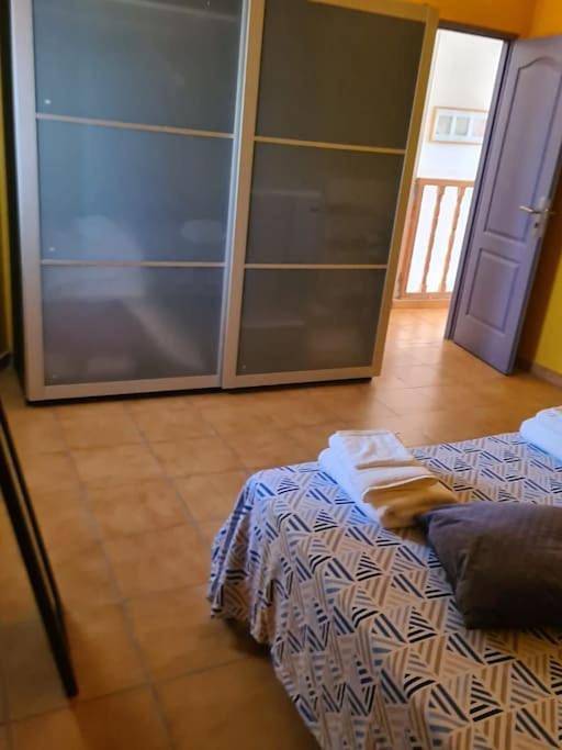 Gîte pour 4 personnes, avec vue ainsi que terrasse et jardin à Saint-Just-d'Ardèche - 3