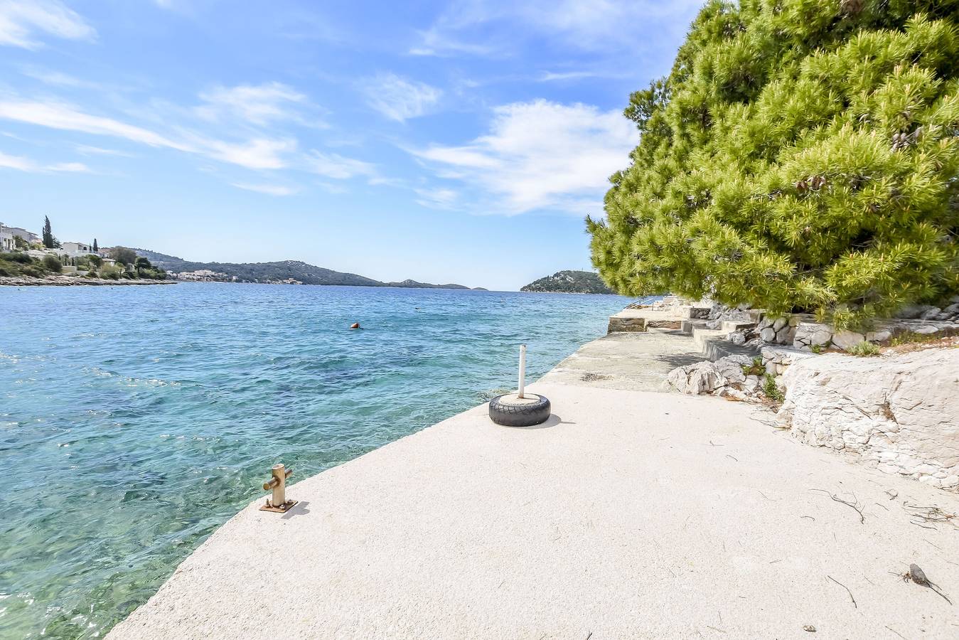 Ganze Wohnung, Apartment Seafront Apartments in Razanj, Šibenik-Knin