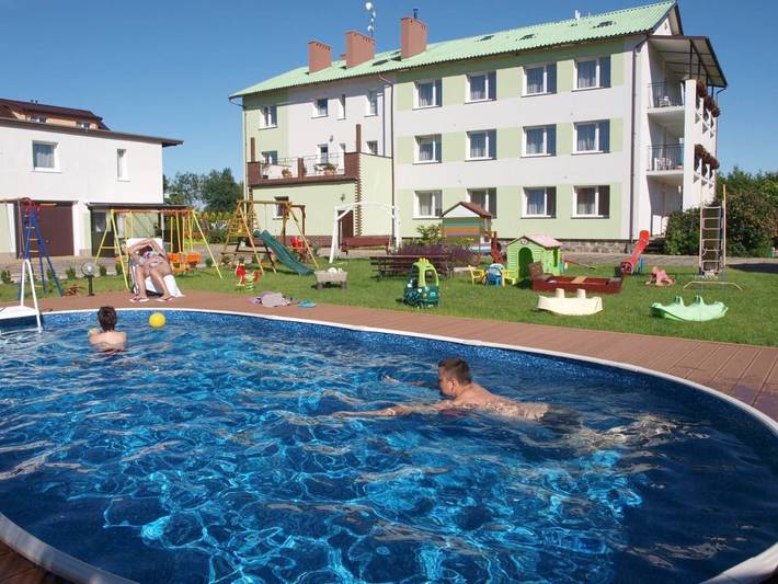 Bed & breakfast dla 2 osób, z widok i basen oraz ogród, zwierzęta dozwolone w Dąbki