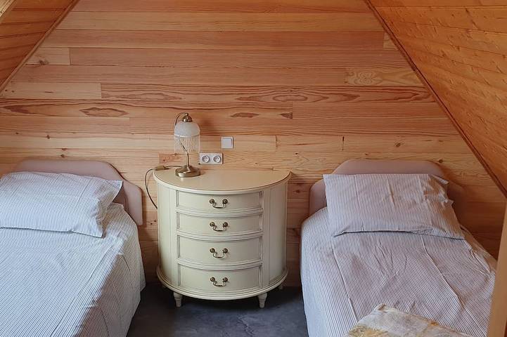 Gîte pour 6 personnes, avec piscine et jardin, animaux acceptés dans Lac de la Dathée - 3