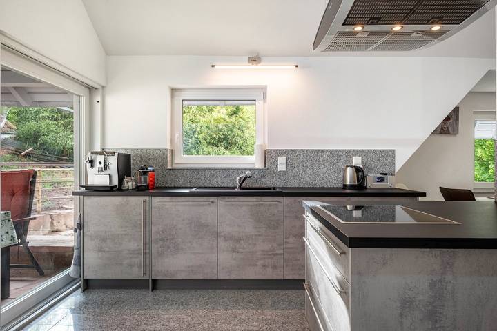 Gîte pour 5 personnes, avec jardin à Schramberg - 4