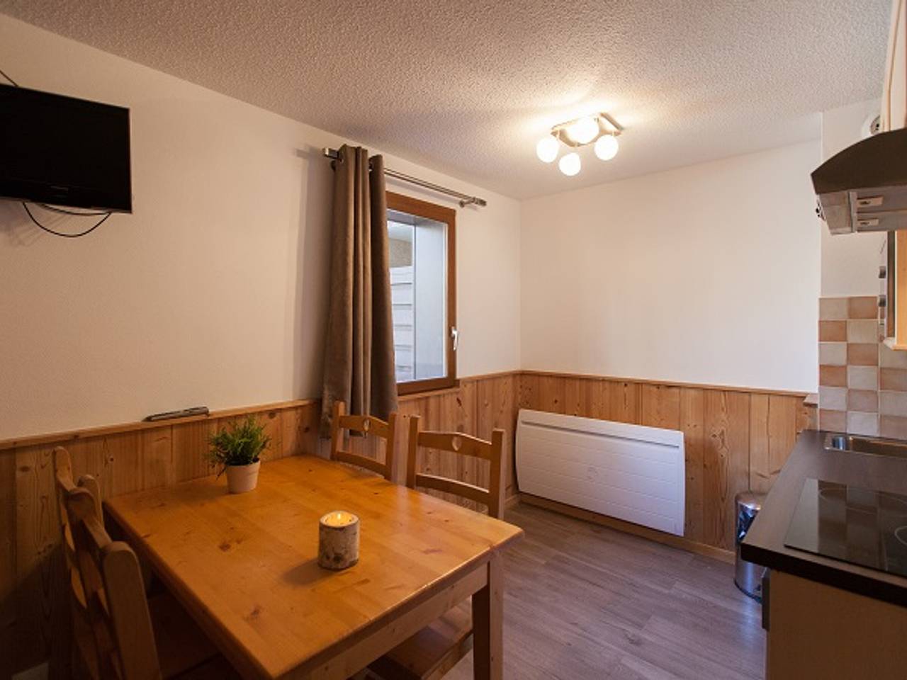 Studio entier, Studio au pied des pistes à Serre Chevalier avec coin montagne et wifi gratuit in Briançon, Serre Chevalier