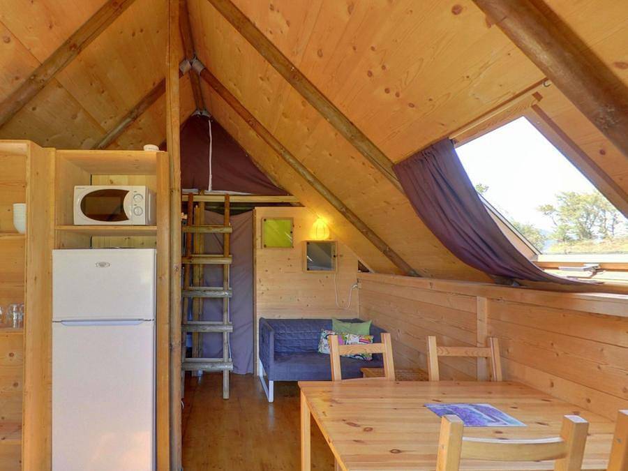 Le Petit Liou - Camping Sites et Paysages - Tienda de lona y madera 5 personas - Cabina Lauzerot Premium con instalaciones sanitarias in Embrun (Altos Alpes), Parque Nacional de los Ecrins