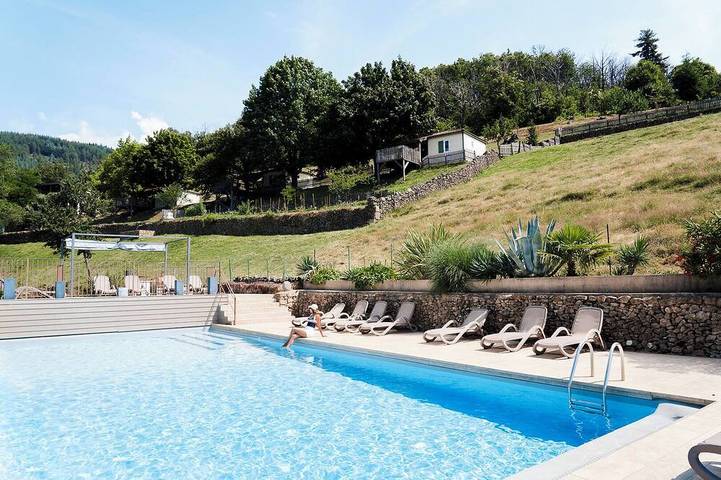 Gîte pour 5 personnes, avec piscine et jardin, animaux acceptés à Asperjoc - 4