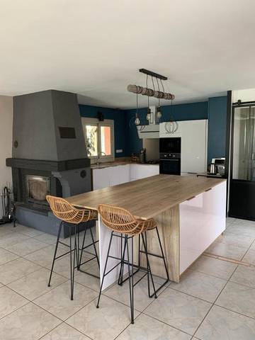 Gîte pour 6 personnes, avec terrasse et piscine à Lignan-de-Bazas