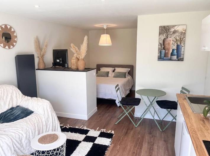 Gîte pour 4 personnes, avec Terrasse et Jardin à Carignan-de-Bordeaux - 4