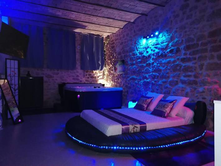 Maison de vacances pour 2 personnes, avec jardin et jacuzzi