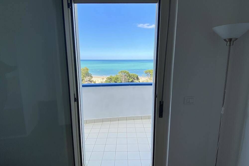 Apartamento entero, --Sunrise-- in Montesilvano Marina, Montesilvano