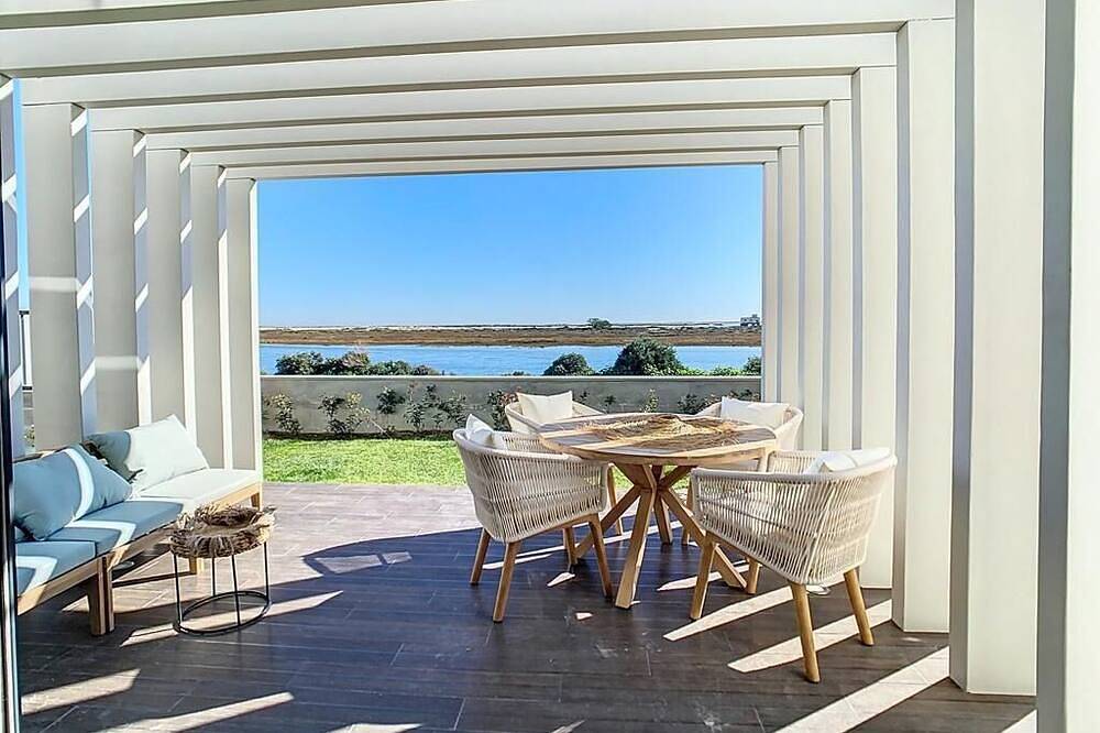 Ganze Wohnung, Appartement Luxueux Face à la ria Formosa Dans un Villa .plage à 5mn à Pied in Fuseta, Moncarapacho e Fuseta