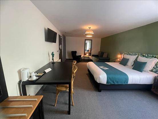 Hôtel pour 2 personnes, avec jardin dans La Vaupalière - 3