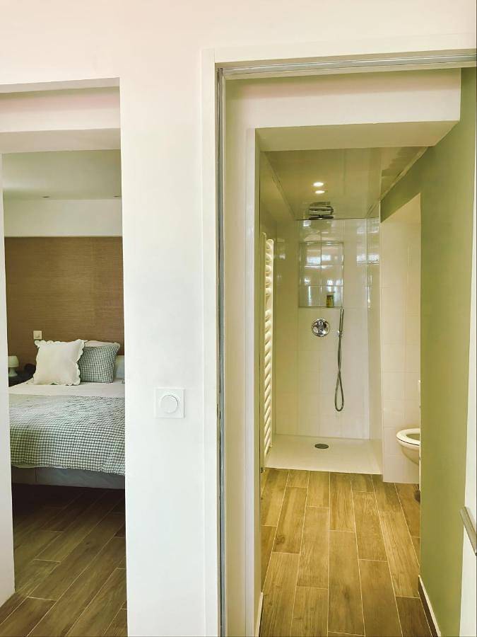 Gîte pour 4 personnes, avec Balcon et Terrasse ainsi que Jardin et Vue dans Plage de Lavasina - 4