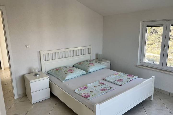 Ganze Wohnung, Villa Irmica - Impressive Pool, Spacious Apartment (86 m²) - First Floor in Općina Polača, Zadar