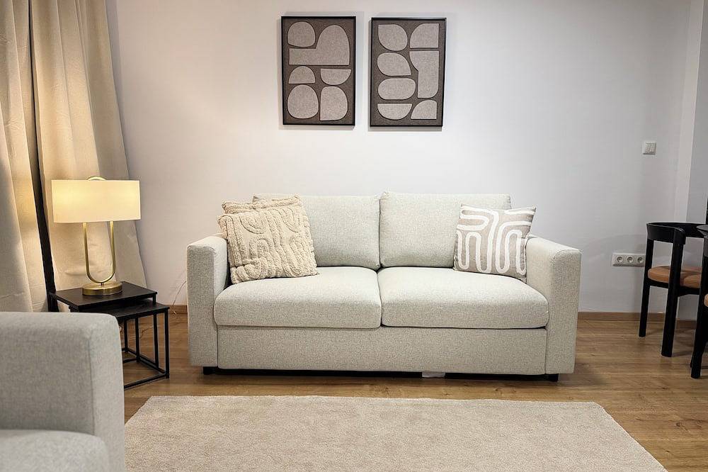 Ganze Wohnung, Romantic holiday with Pool & Panorama Weinberg in Martinsthal, Eltville am Rhein