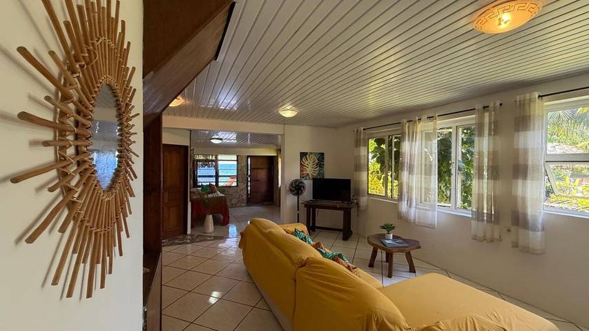 Location de vacances pour 7 personnes, avec vue ainsi que balcon et jardin dans Mahina - 4