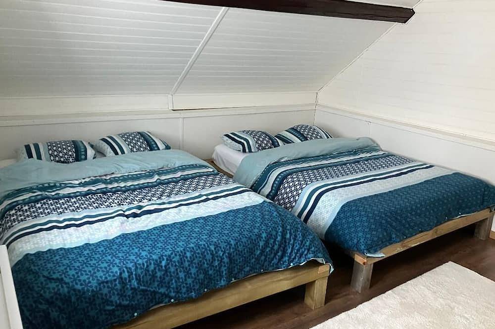 La Belle Vue, Country house Vosges ( Plainfaing), sleeps 21 in Plainfaing, Parc naturel régional des Ballons des Vosges