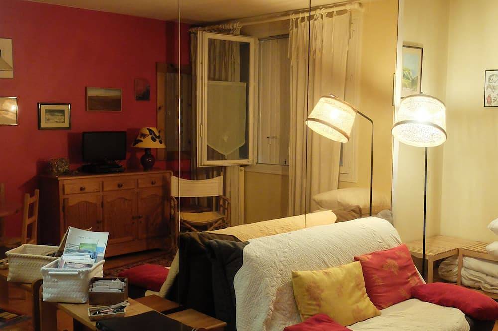 Appartement entier, Tout Confort, 3 étoiles, au Calme à Versailles, proche des commerces in Versailles, Yvelines