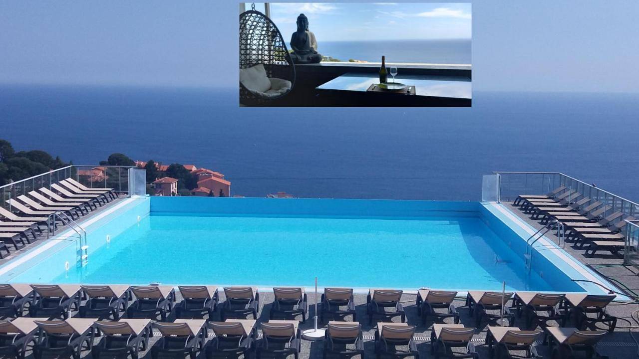 Appartement entier, Apartment with Sea View in Cap-d'Ail, Côte méditerranéenne (France)