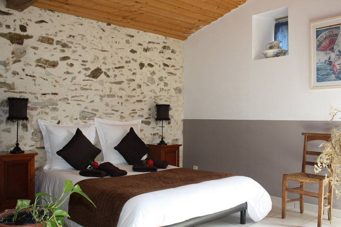Chambres d'hôtes La Champrenière - Chambre loft in Le Boupère, Fontenay-le-Comte