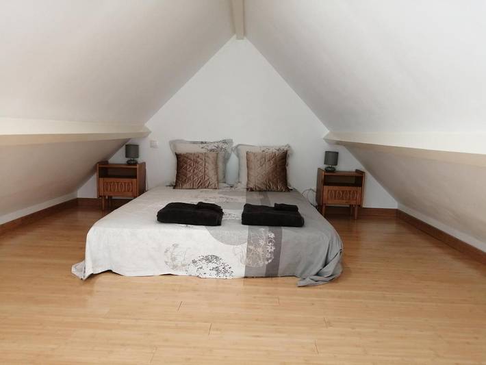 Chambre d’hôte pour 2 personnes, avec Jacuzzi et Terrasse ainsi que Jardin et Vue sur le lac dans la Manche - 2