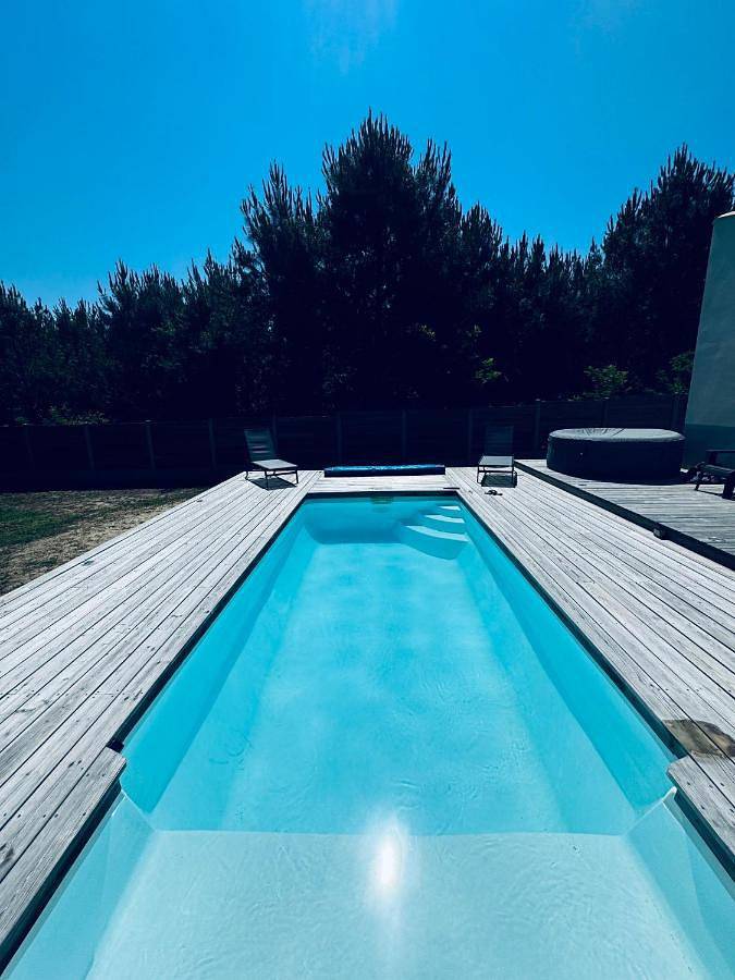 Villa pour 7 personnes, avec Jacuzzi et Terrasse ainsi que Piscine et Vue à Soulac-sur-Mer - 4