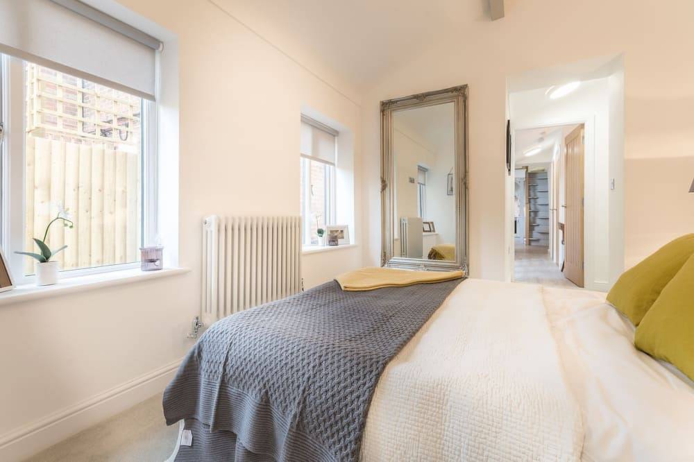Entire apartment, Boutique Courtyard Apt @ The Chapel Chester - City Centre in Chester, Cheshire West and Chester