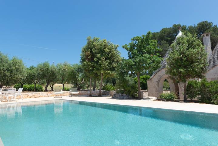 Trullo per 6 persone ad Ostuni