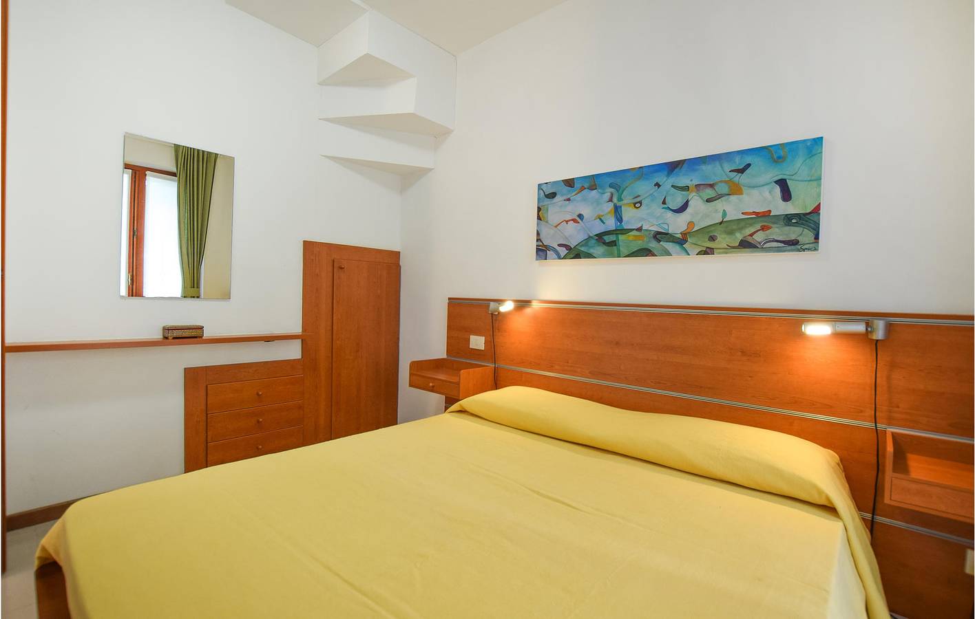 Apt de 110m2 au bord de la mer avec terrasse et lit bébé in Le Grazie, Commune de Portovenere