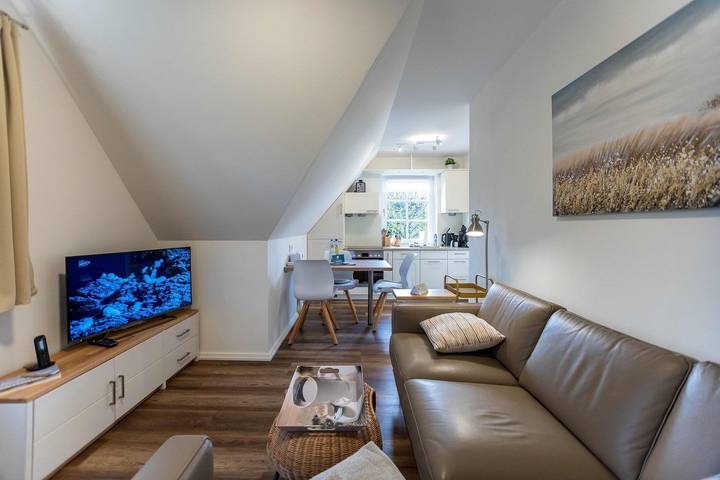 Ferienwohnung für 4 Personen, mit Ausblick und Terrasse in Oldsum - 2