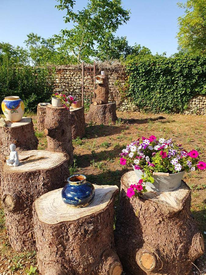 Le Presbytère Bed & Breakfast in Saint-Romain (Vienne), Vienne (France)