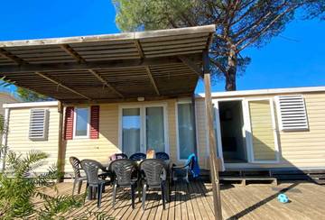 Camping pour 8 Personnes dans Le Muy, Région de Draguignan, Photo 2