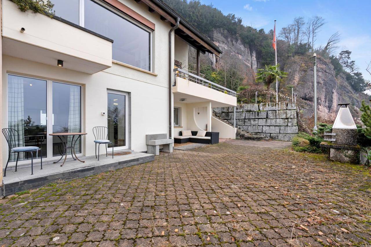 Three-Bedroom House in Vitznau, Vierwaldstättersee