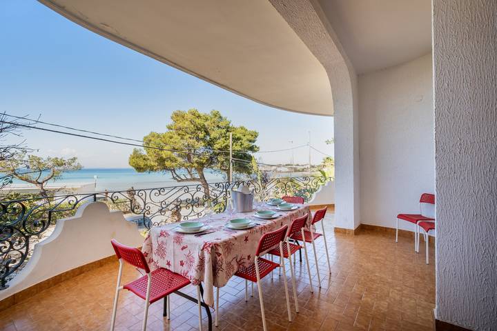 Location de vacances pour 10 personnes, avec balcon à Sant'Isidoro - 2