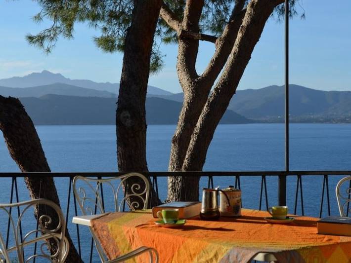 Villa für 5 Personen mit Terrasse in Spiaggia di Peducelli, Capoliveri