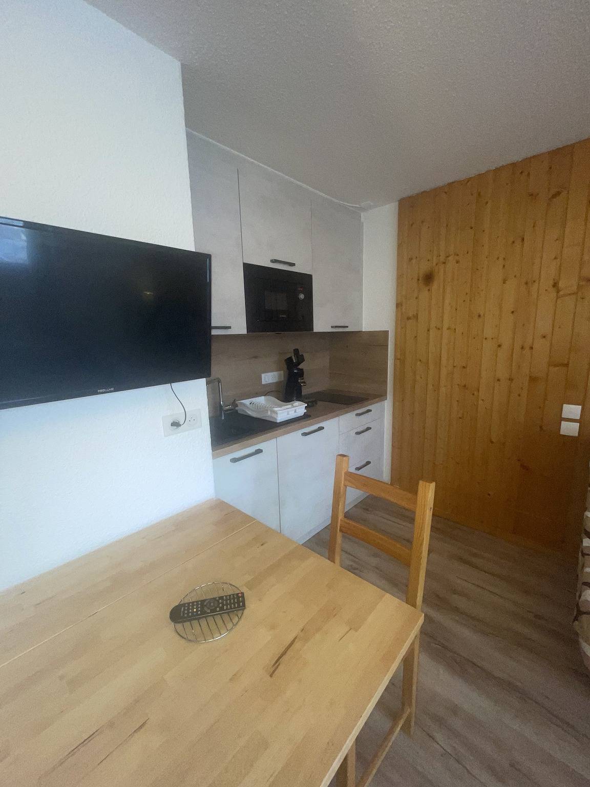 Ganzes Studio, Renovated studio · Center of Plagne Village · Balcony in Plagne Villages, La Plagne-Tarentaise