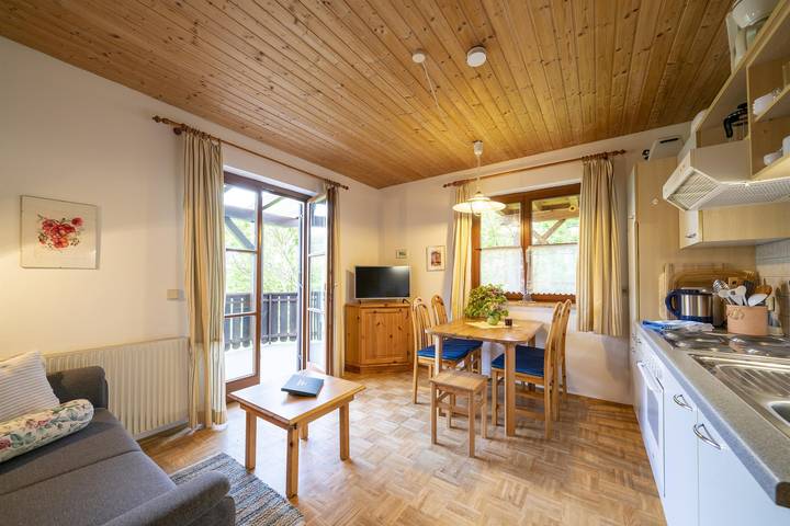 Bauernhaus für 4 Personen, mit Seeblick und Ausblick sowie Garten am Millstätter See - 4
