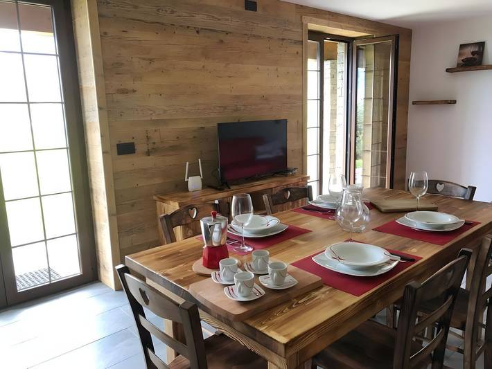 Gîte pour 6 personnes, avec jardin et vue, animaux acceptés à Mello - 3