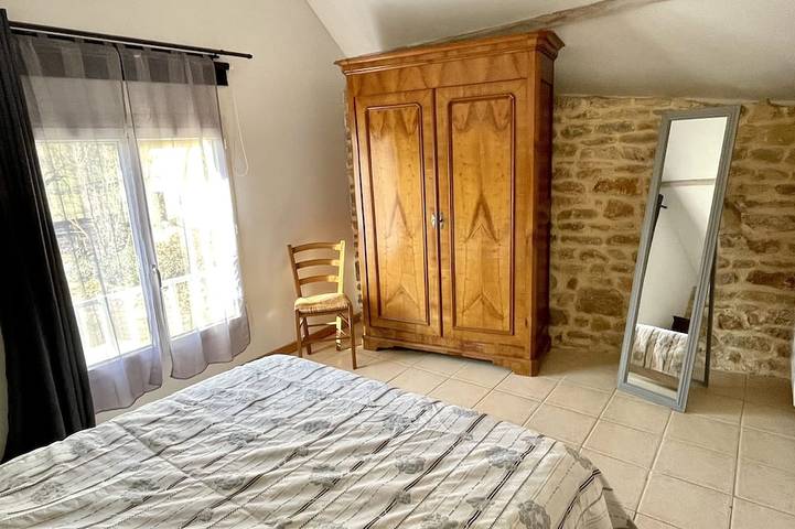 Location de vacances pour 7 personnes, avec piscine ainsi que jardin et jacuzzi, animaux acceptés à Archignac - 3