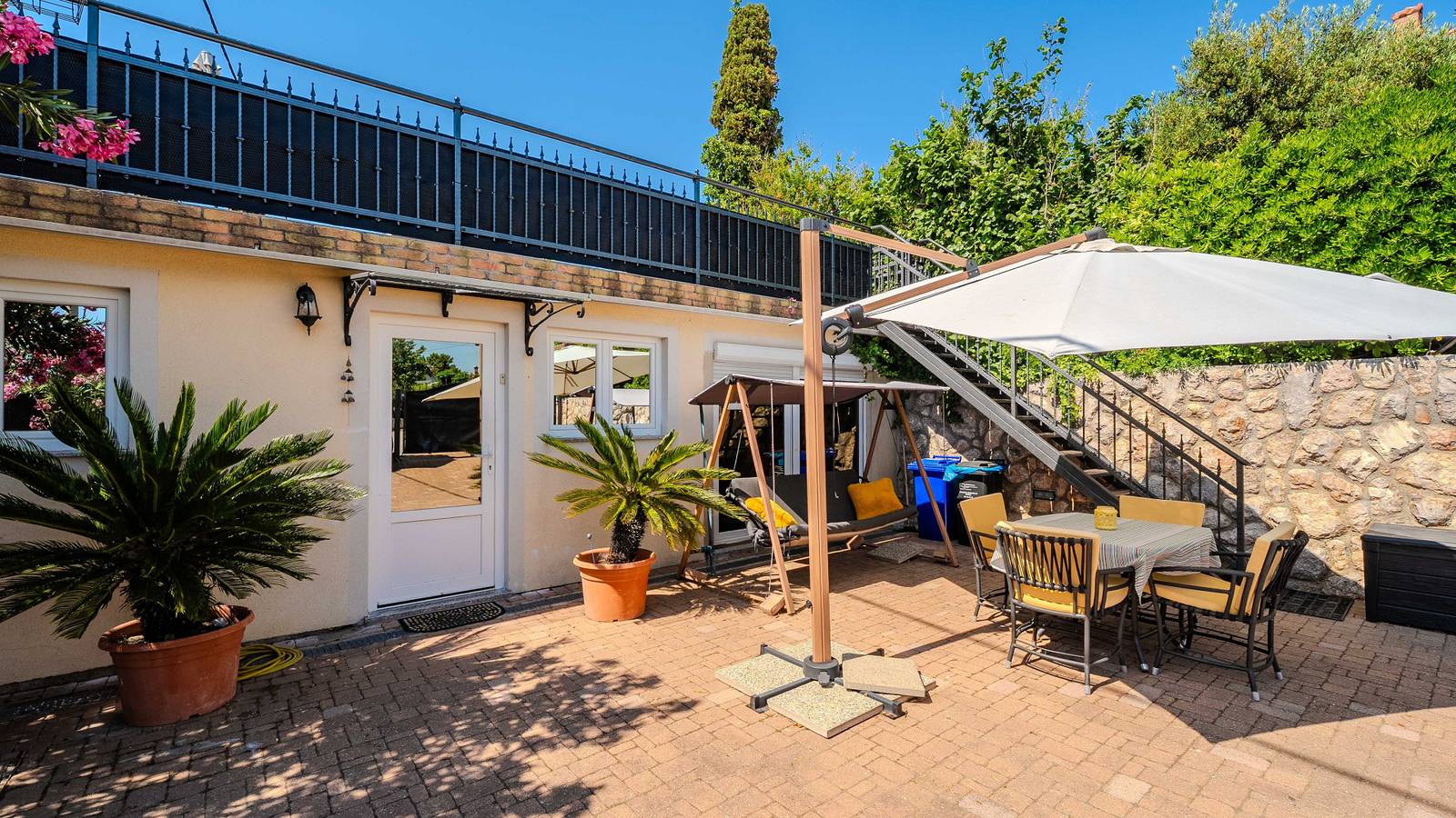 Holiday Home Capella - Rab by Villas Guide in Barbat na Rabu, Rab
