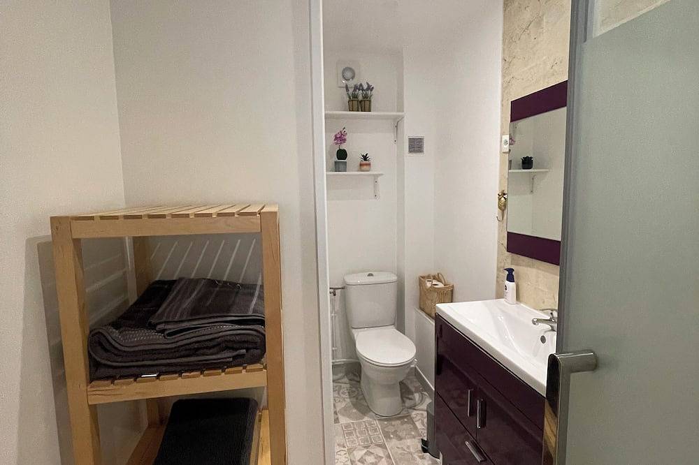 Entire apartment, Jo apartment near Paris and Orly in Savigny-sur-Orge, Essonne