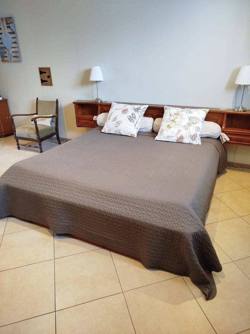 Le Moulin - Vaste chambre, grand lit double in Dampierre-sur-Salon, Haute-Saône