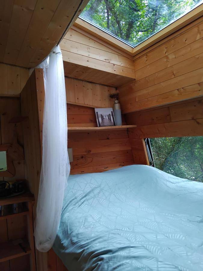 Location de vacances pour 2 personnes, avec vue et terrasse, animaux acceptés à Curvalle - 3