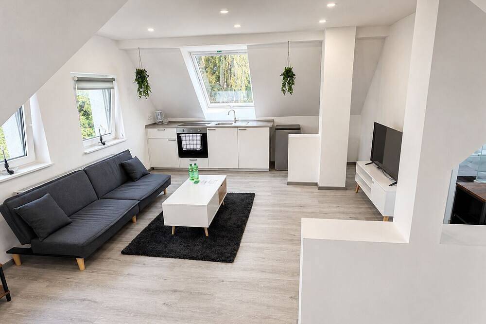 Ganze Wohnung, Moderne Dachgeschosswohnung – stilvoll & gemütlich in Bielefeld, Nordrhein-Westfalen