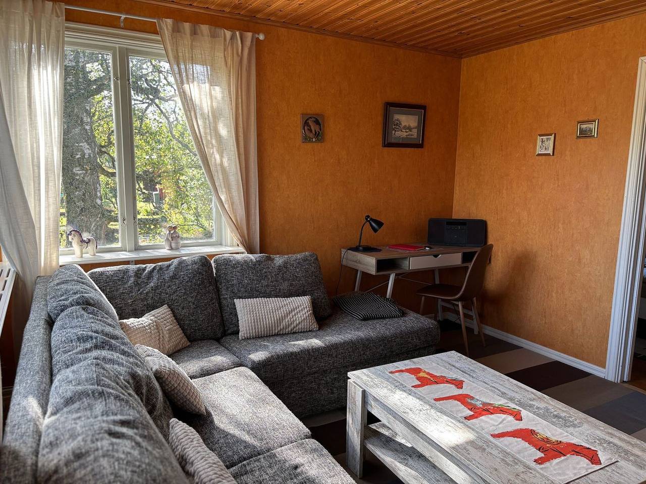 Hus Björk in Fågelfors – Gemütliches Schwedenhaus mit Kaminofen & Internet in Högsby