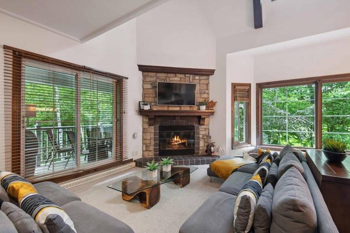 Apartamento de vacaciones para 10 personas, con balcón además de jacuzzi y piscina - 1