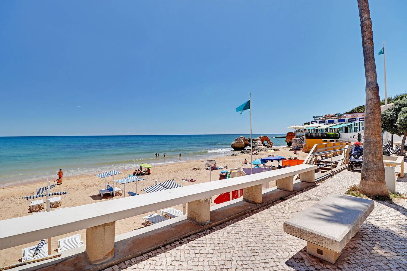 Entire apartment, Albufeira Beach 1 in Aldeia das Açoteias, Albufeira