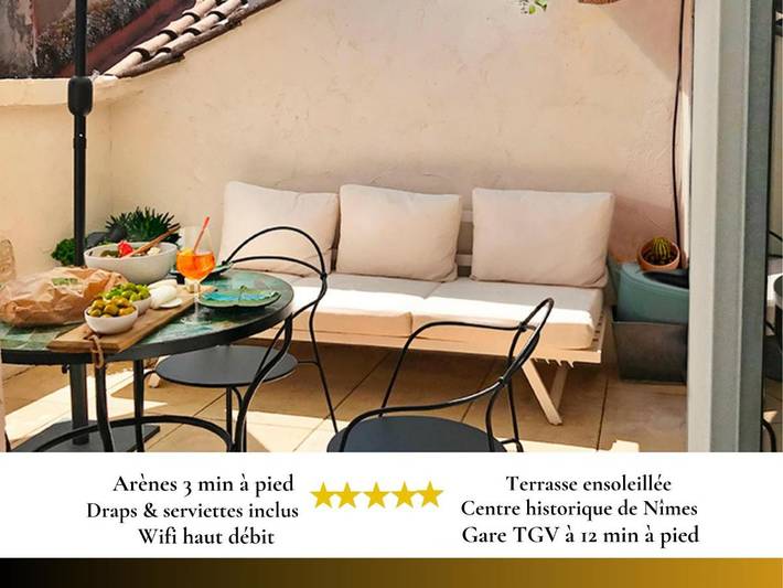 Gîte pour 3 personnes, avec terrasse et vue dans Arenes De Nimes