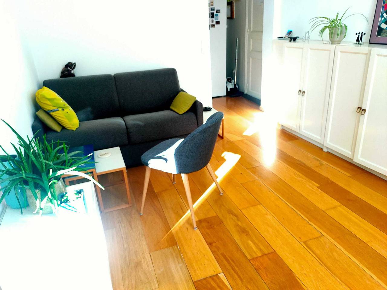 Appartement entier, Appartement moderne à Clichy, 35 m², idéal pour 4 personnes. in Clichy, Hauts-de-Seine